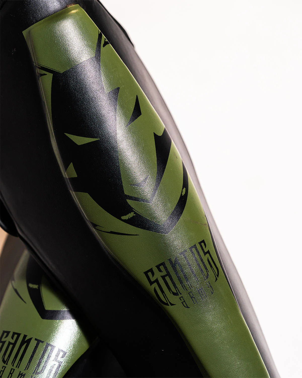 Shin Guard Santos Army Green