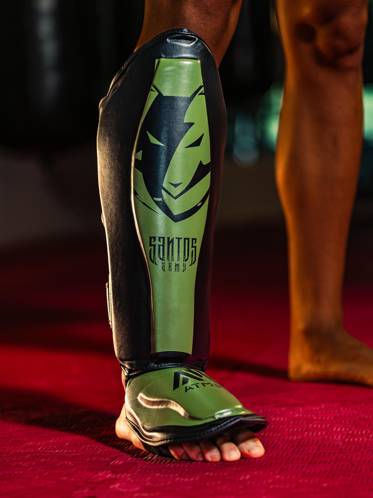 Kit Santos Army Gloves + Shin Guard + Handwrap Offer