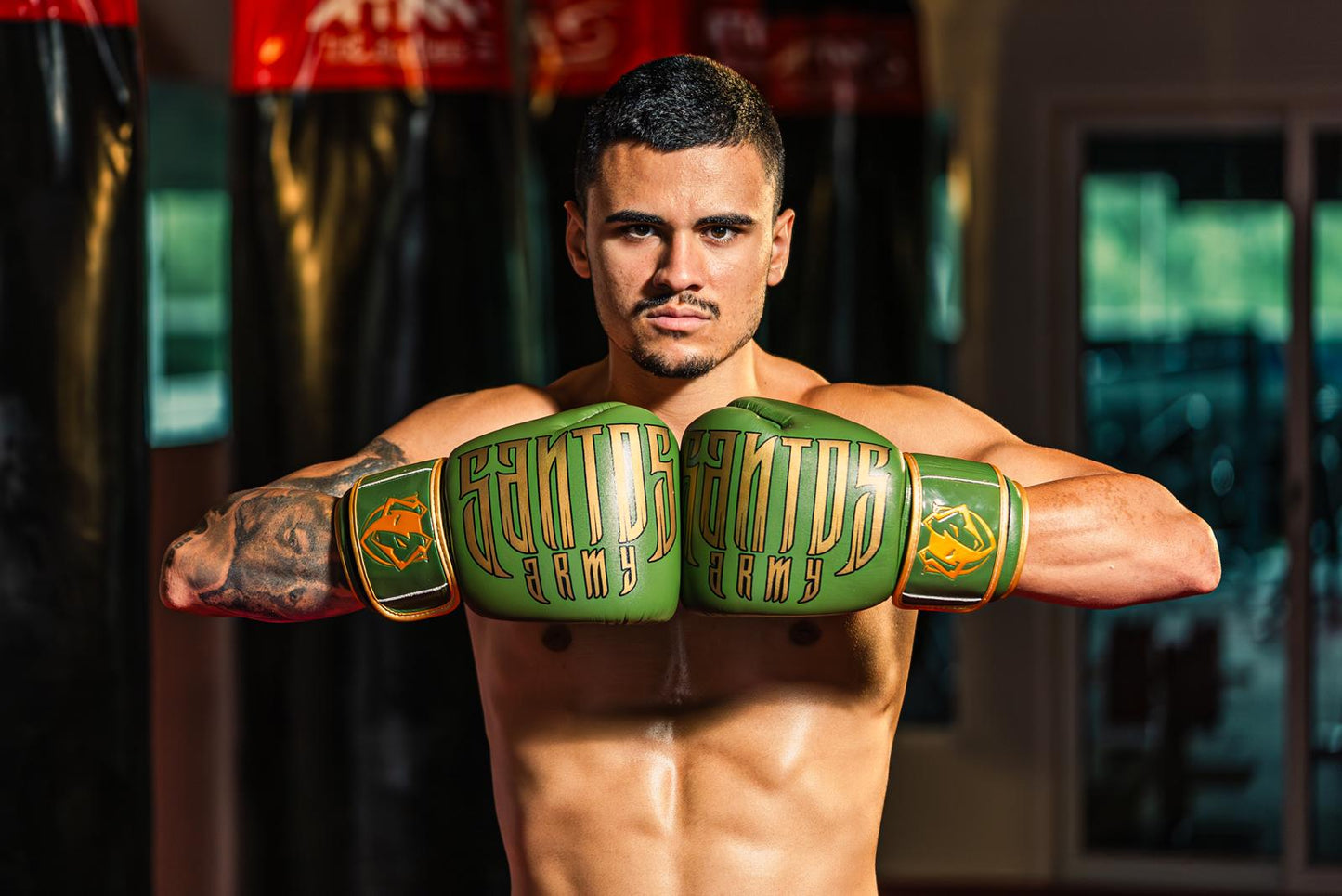 Kit Santos Army Gloves + Shin Guard + Handwrap Offer