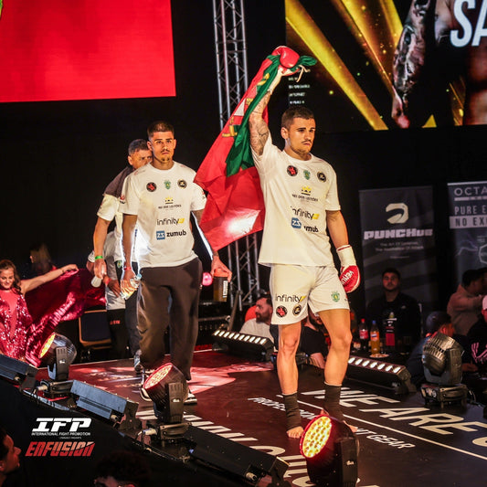 Tiago Santos volta a vencer na Alemanha e brilha no Enfusion 🇵🇹🥊