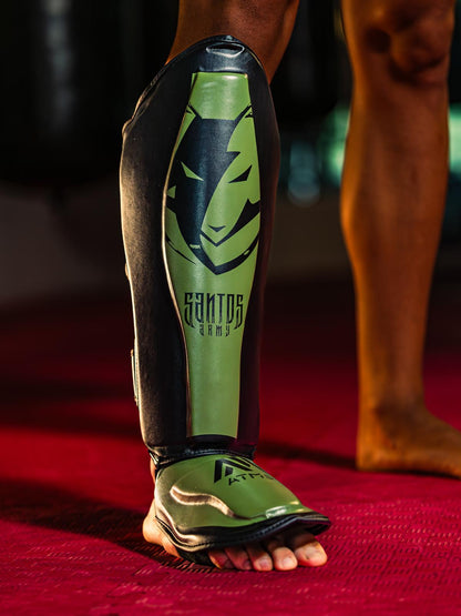 Kit Santos Army Gloves + Shin Guard + Handwrap Offer