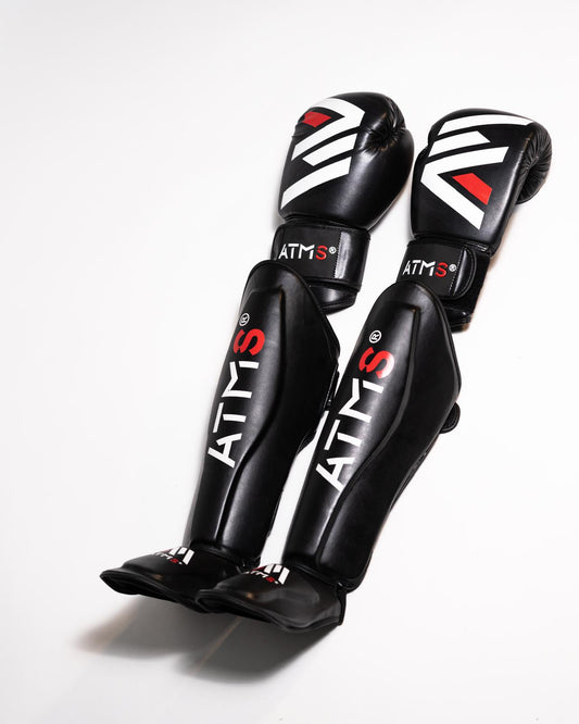 Kit Gloves + Shin Guard